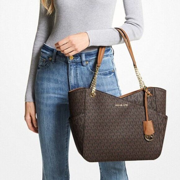 MICHAEL‎ KORS Women's Jet Set Large Logo Shoulder Bag - Picture 1 of 4